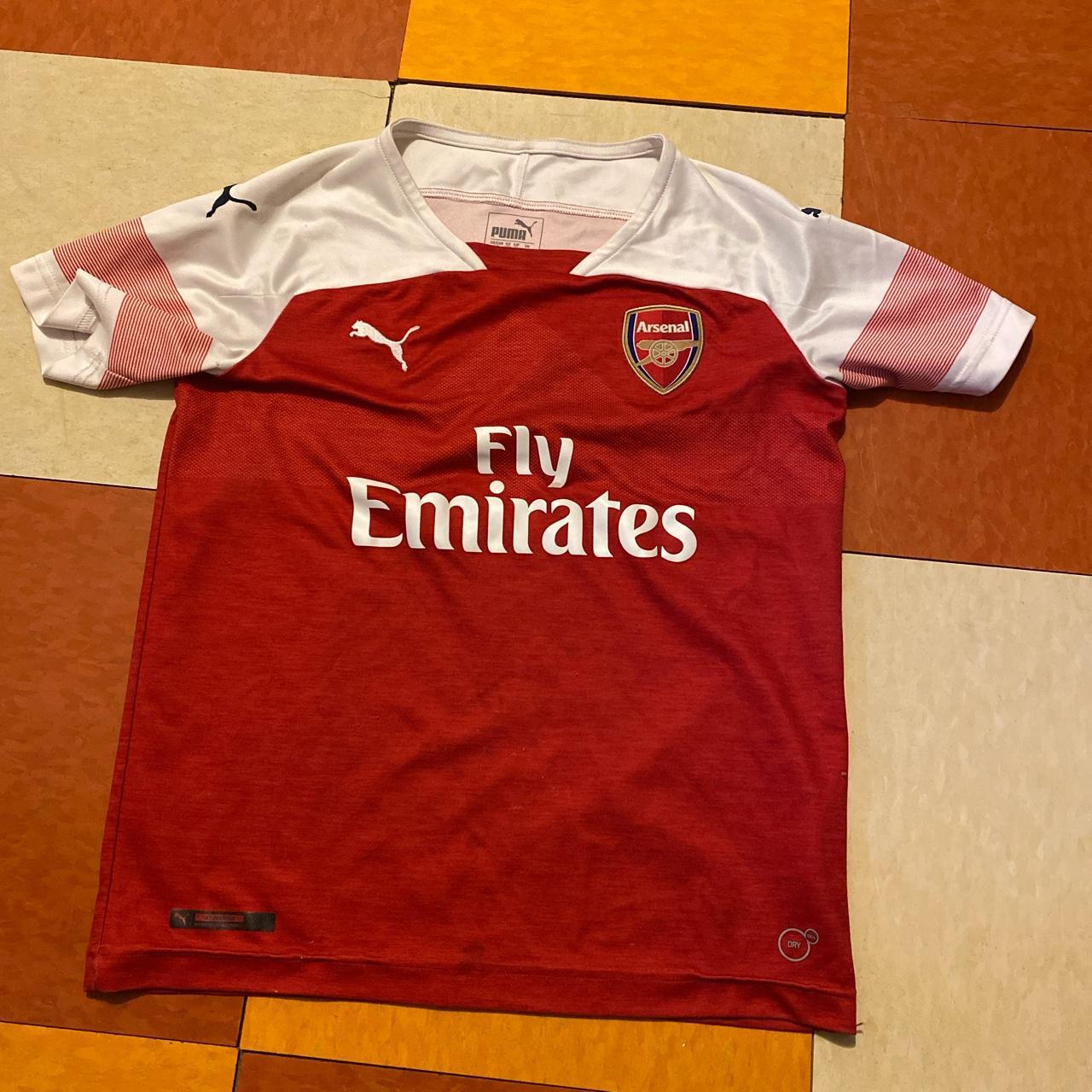 Arsena 18/19 Home jersey #soccer #football... - Depop