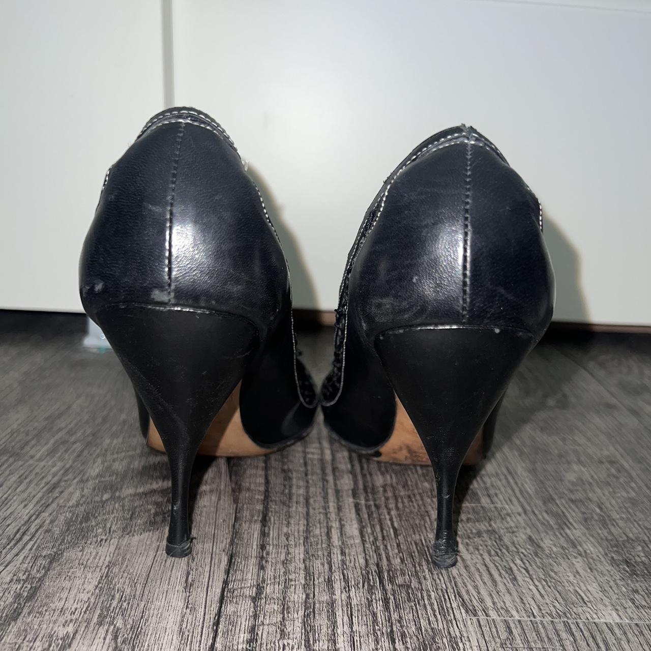 Prada Pattina Glace Calf Leather Bianco + Nero - Depop