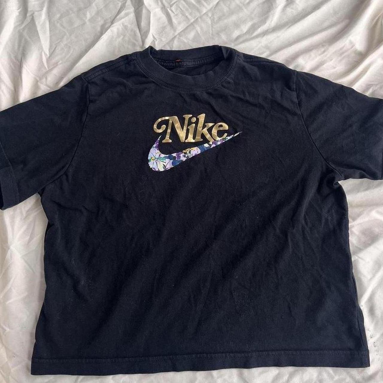 mens nike loose fit t shirts