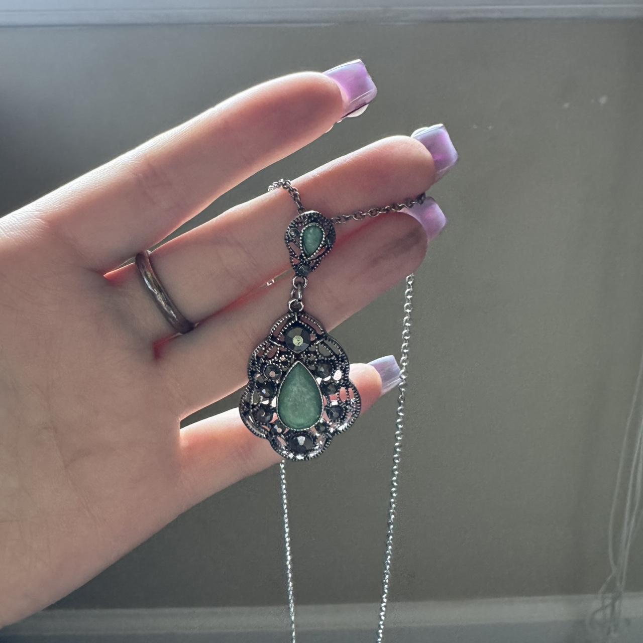 item listed by sammkk_8