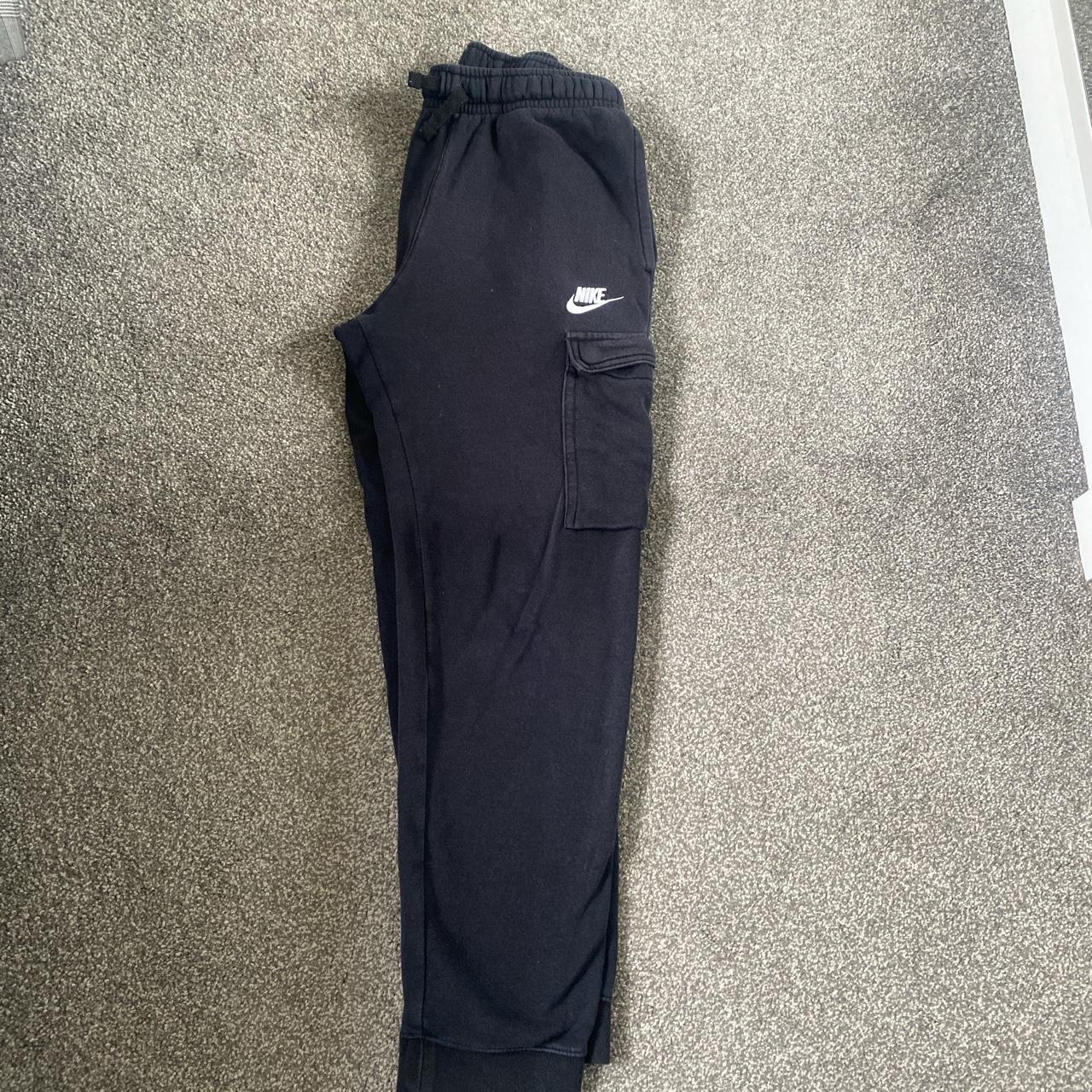 mens nike cargo tracksuit