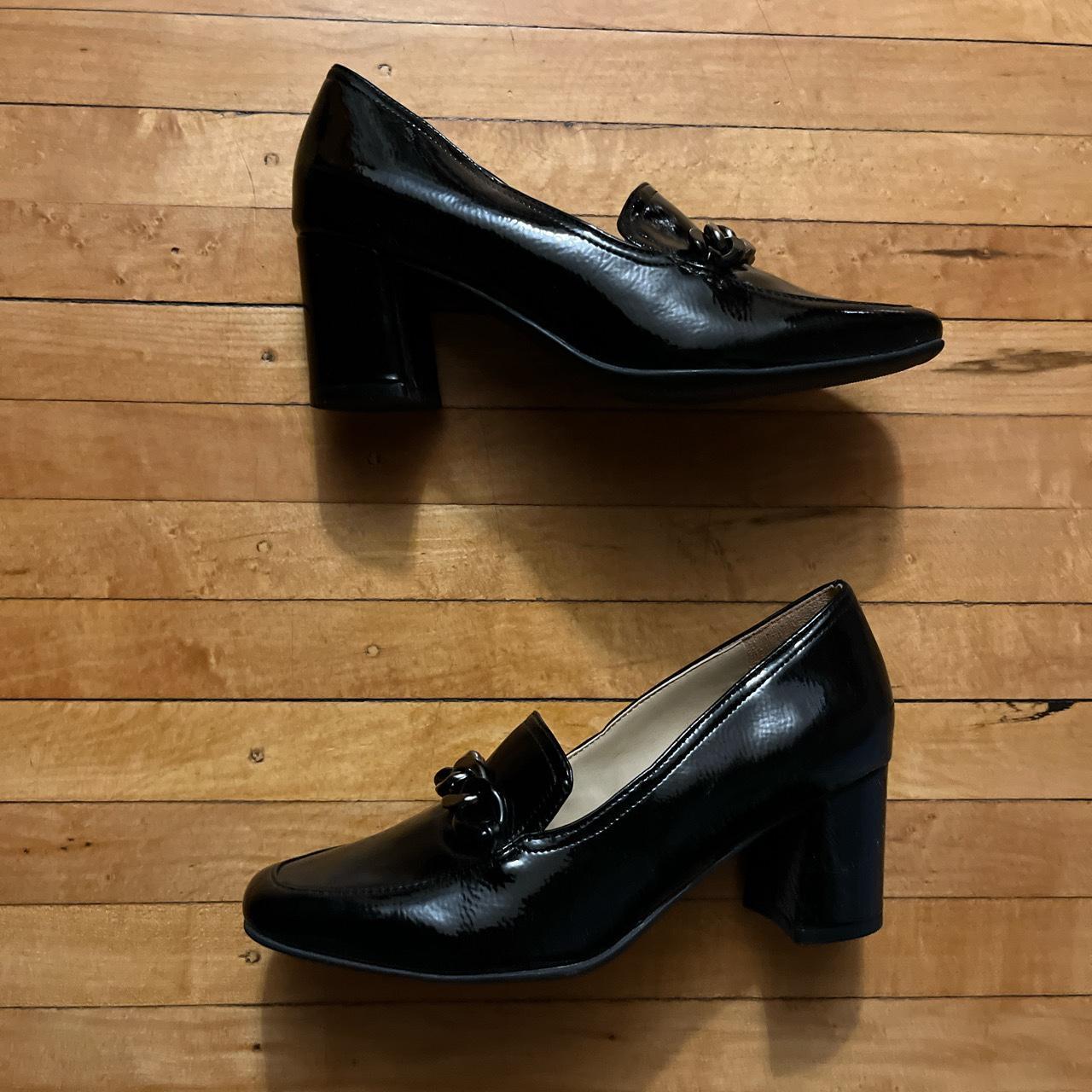 naturalizer block heel