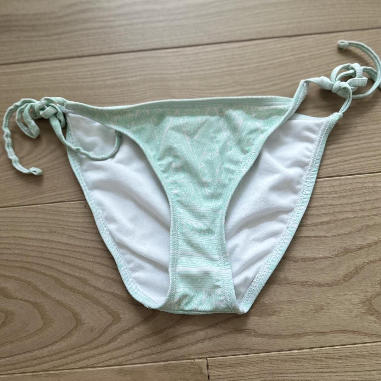 item listed by nimacloset