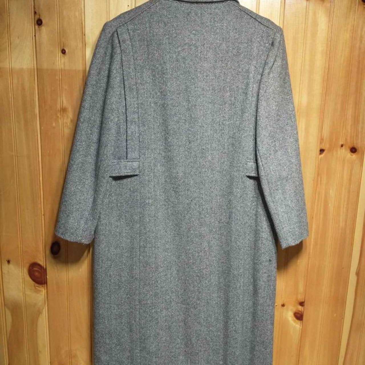 Vintage Wool Coat Women's Size 14 Gray Tweed... - Depop