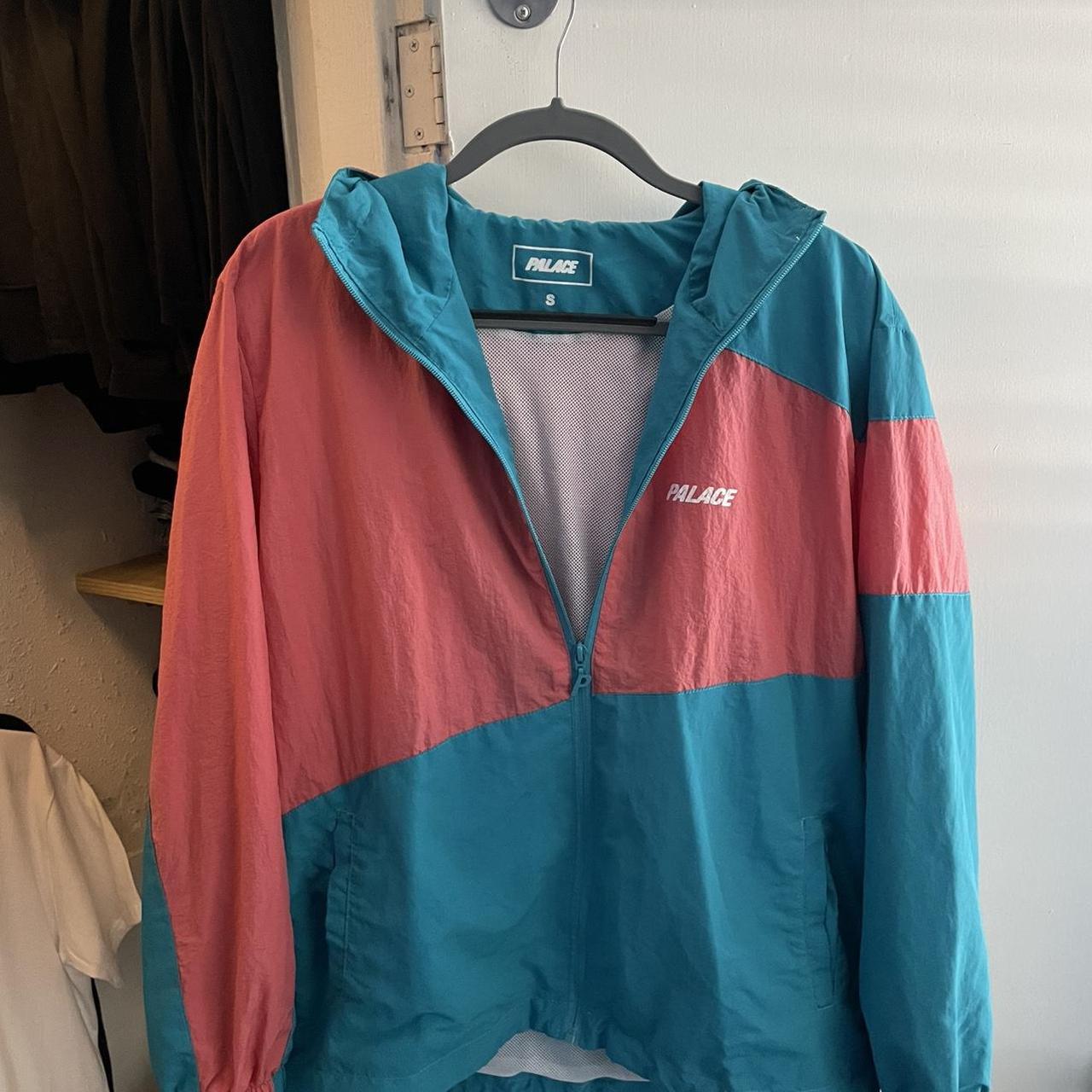 Palace shell-jacket - Depop