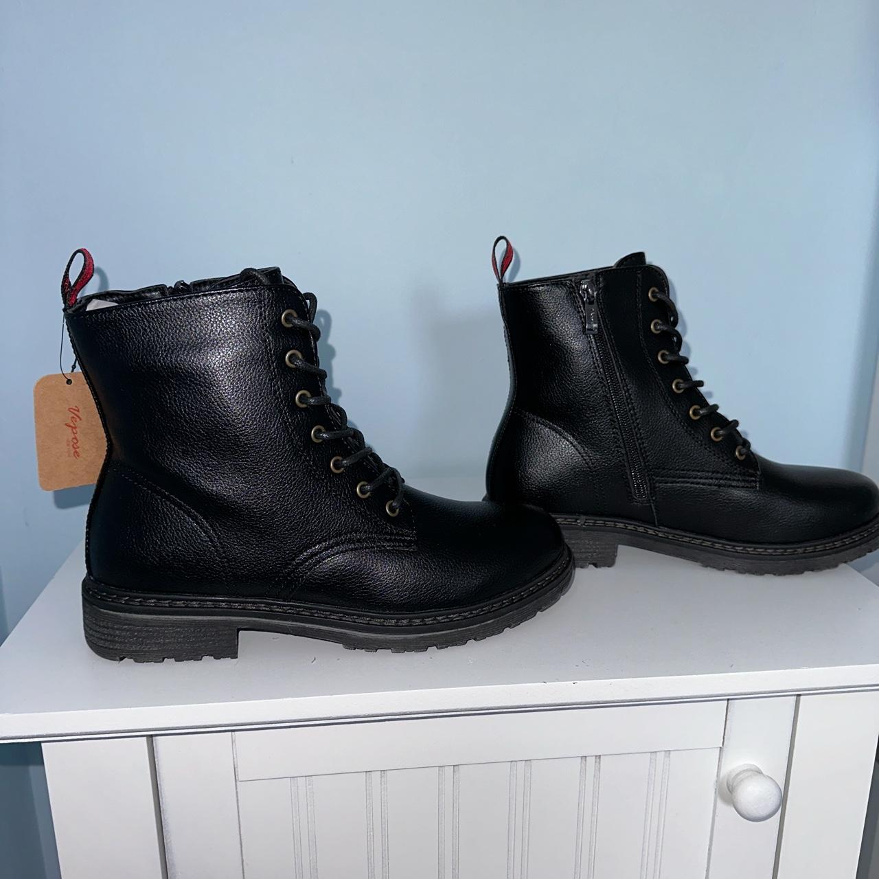 flat combat boots black
