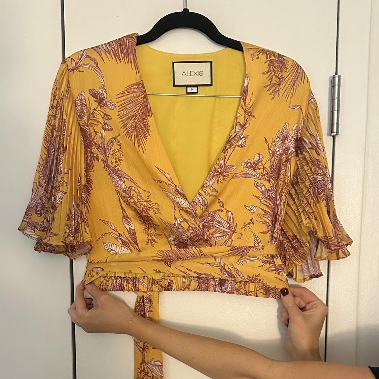 Alexis outlets yellow floral Odile wrap top