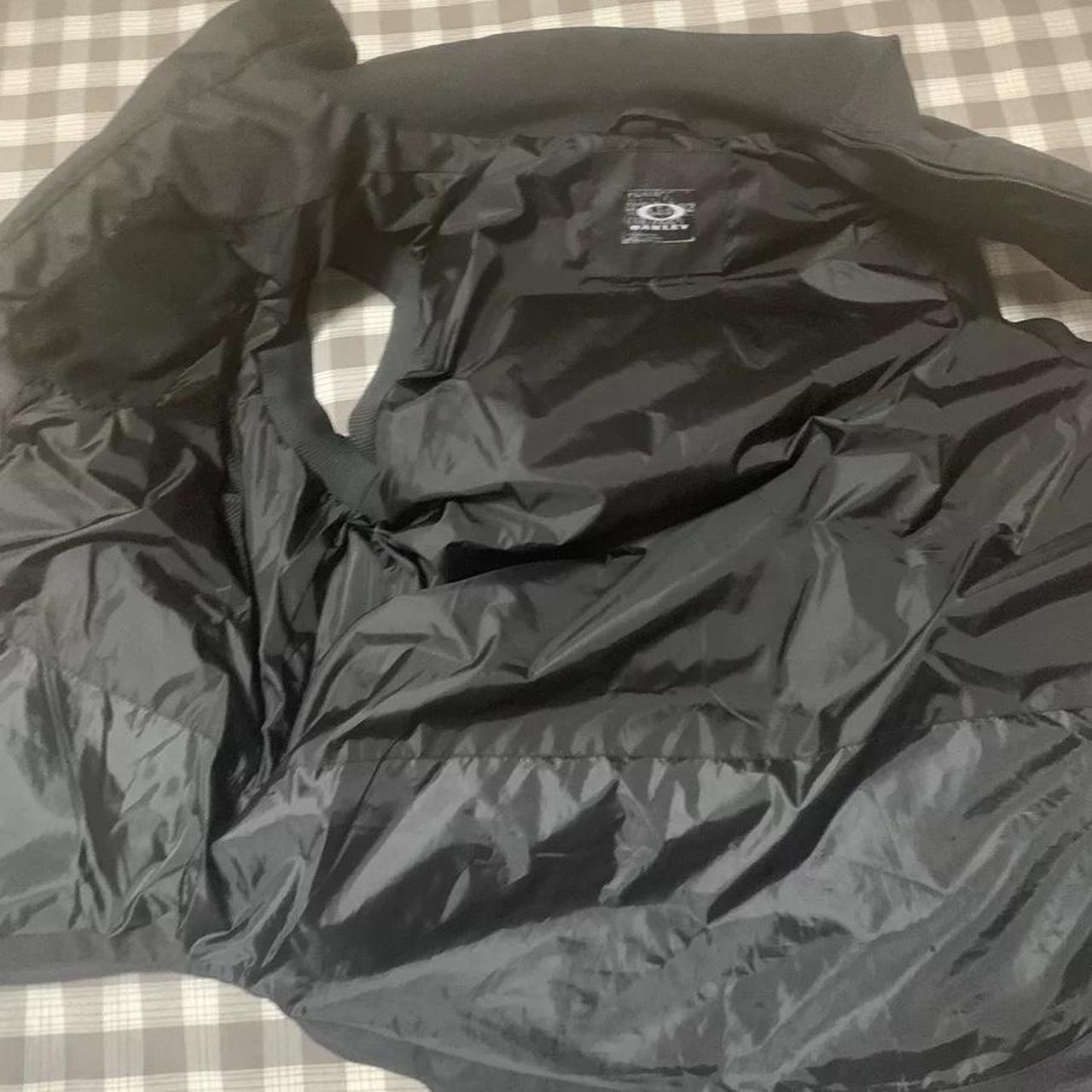 Oakley software puffer vest | Depop