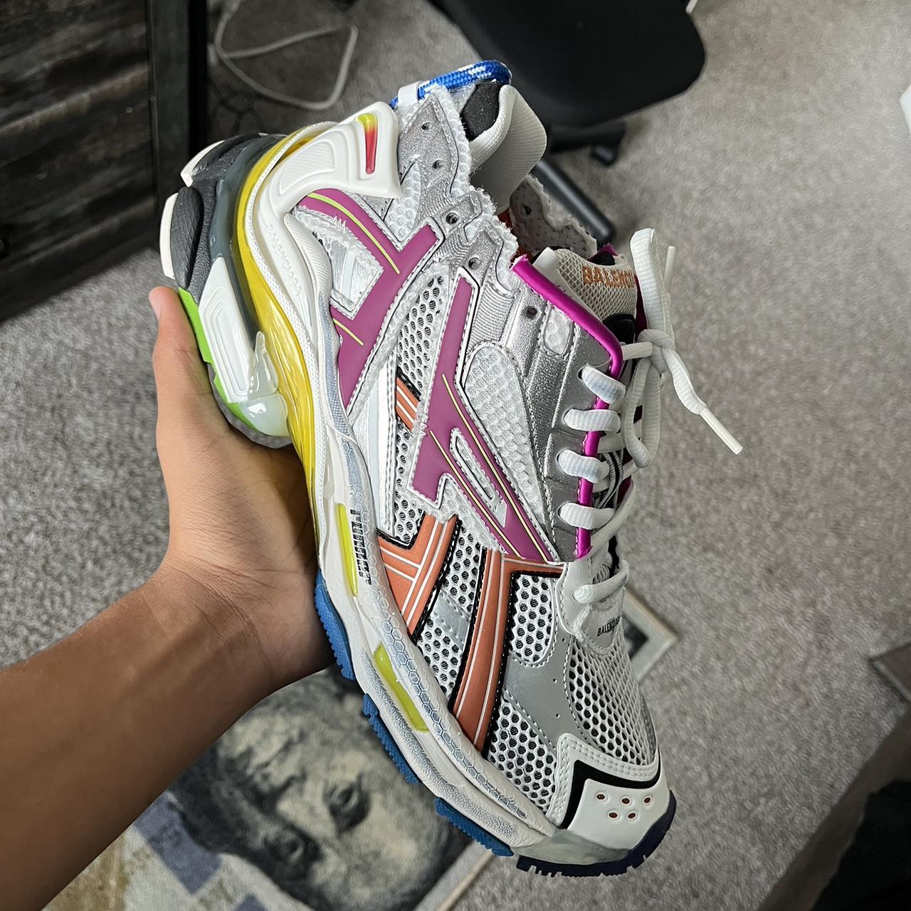 balenciaga runners men