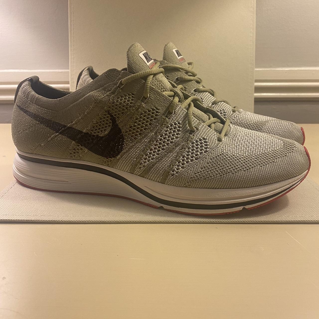 Flyknit trainer sale neutral olive