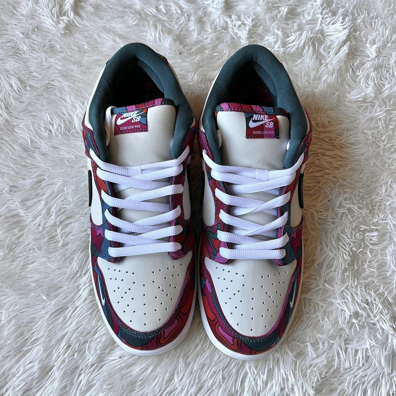 dunk low abstract art stockx