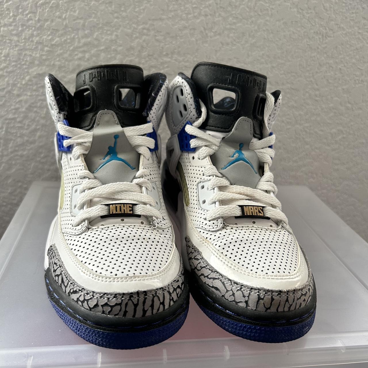 Jordan spizike space jam sale