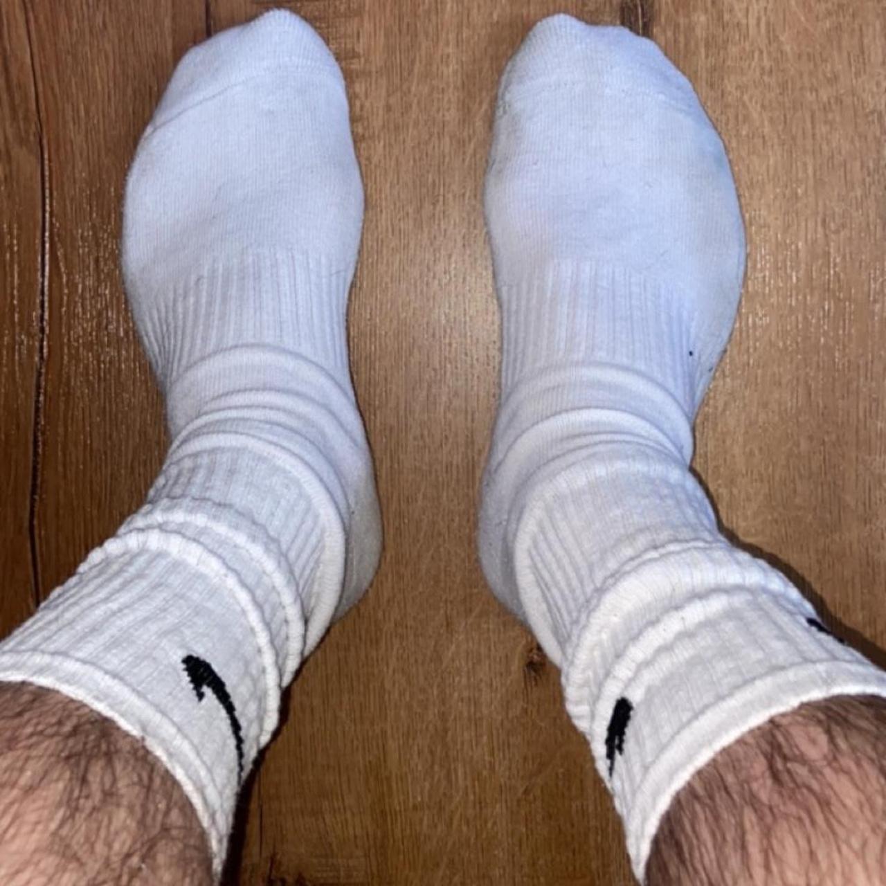 mens white socks nike