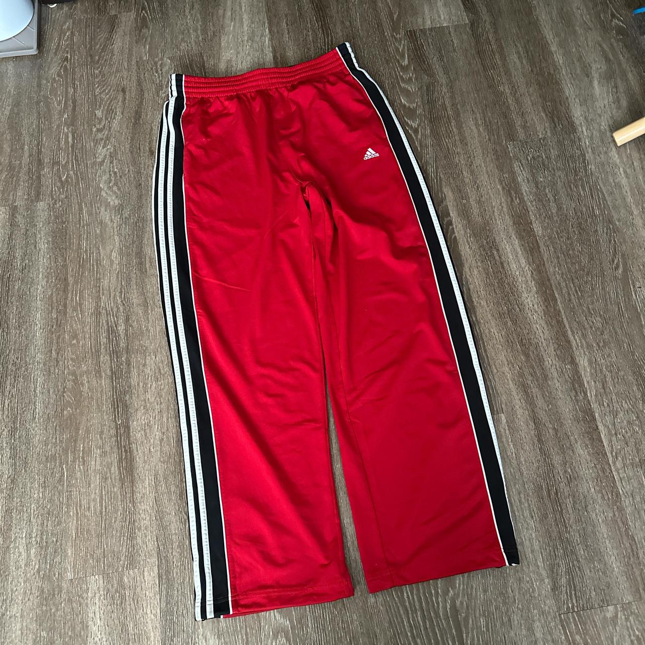 item listed by hiddengemcloset