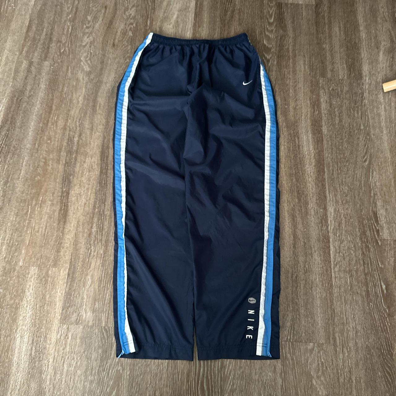item listed by hiddengemcloset