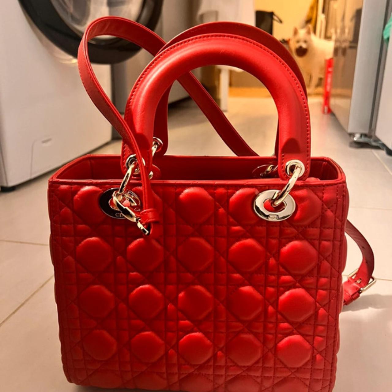 Lady dior medium online red