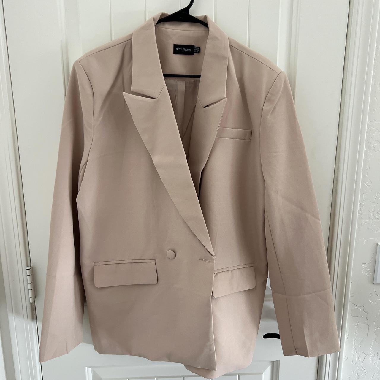 item listed by mayaannxoxo