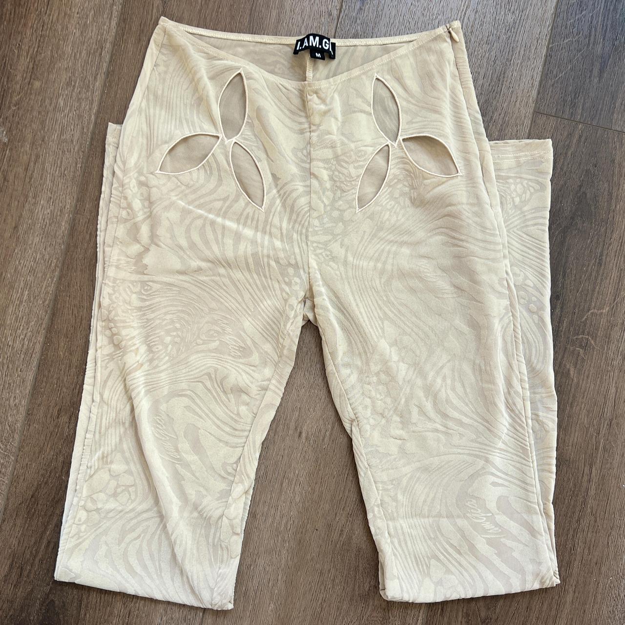 item listed by mayaannxoxo