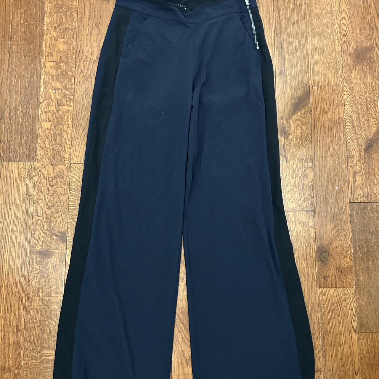 Athleta Women's Navy and Blue Trousers