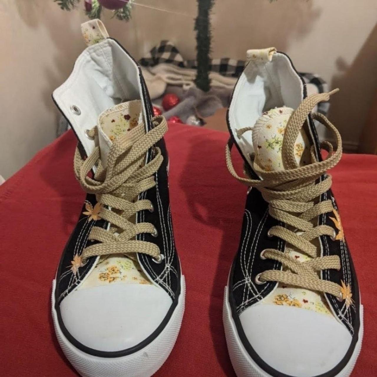 orange leaf converse