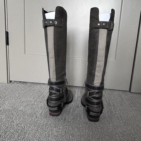 Lolla tall shop boots sorel