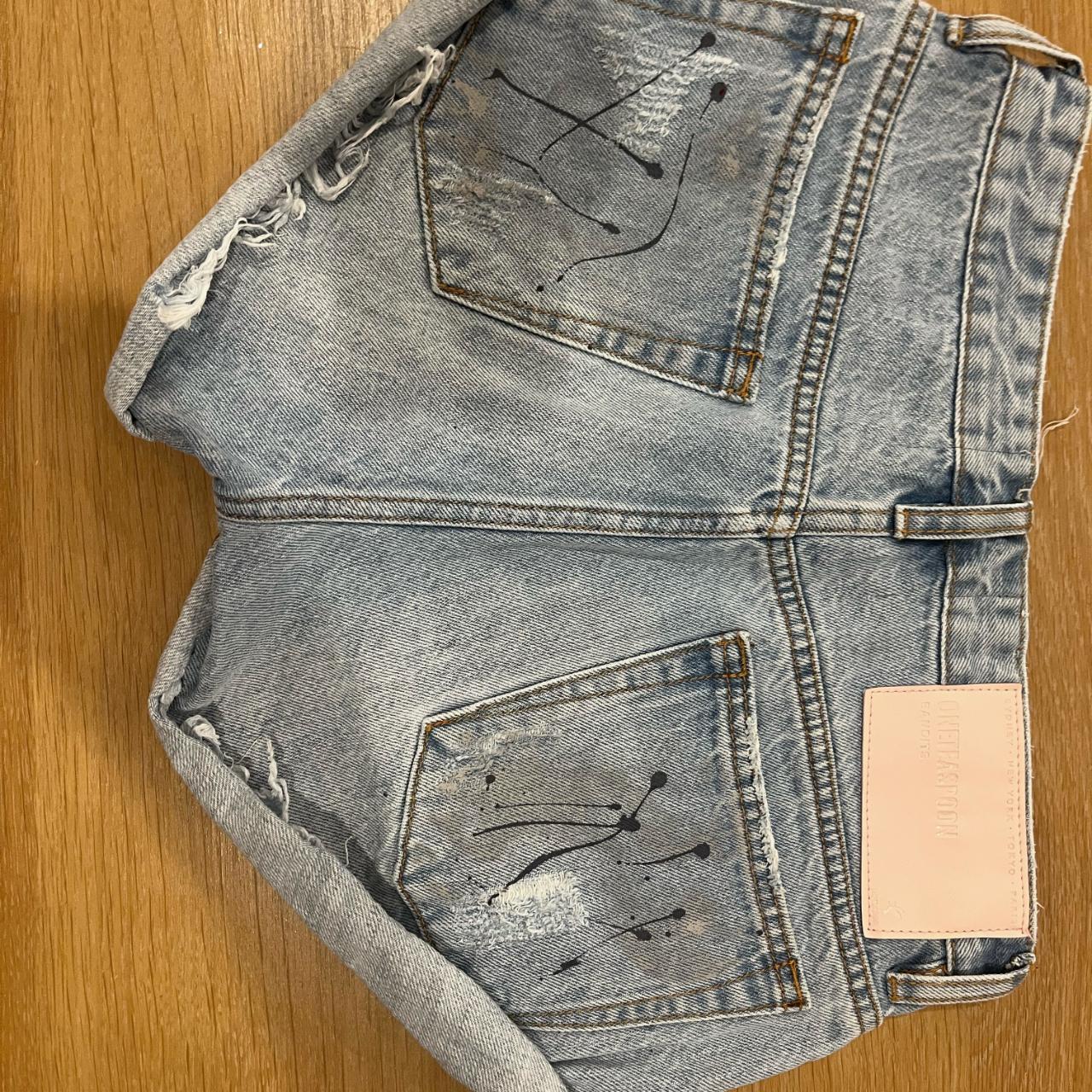 One Teaspoon shorts near new. size 24. Depop