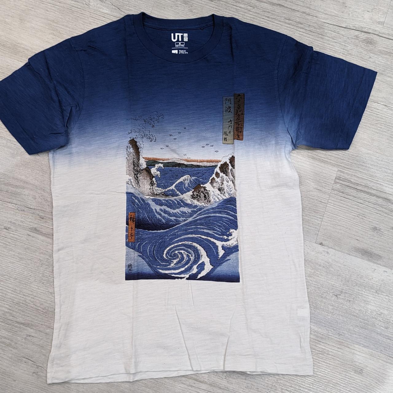 Uniqlo - Navy Japan Art T-shirt - Depop