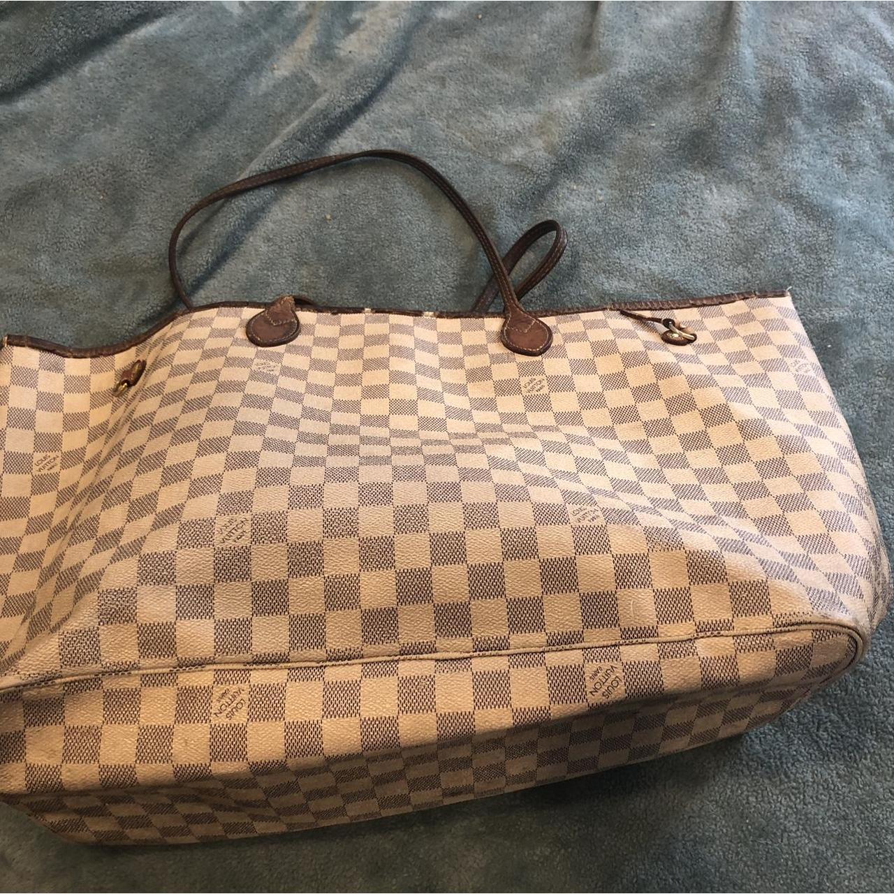 Well Used Louis Vuitton bag that needs... Depop