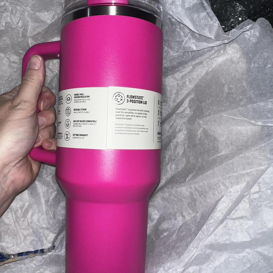 Lime green lululemon water bottle -In good - Depop