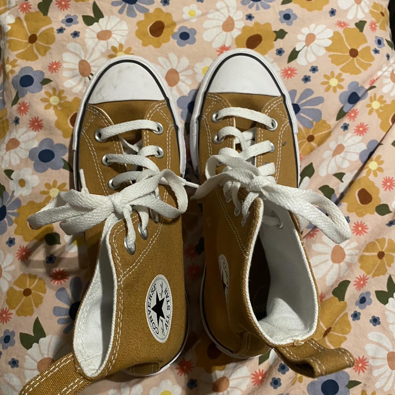 Converse Women's Trainers | Depop