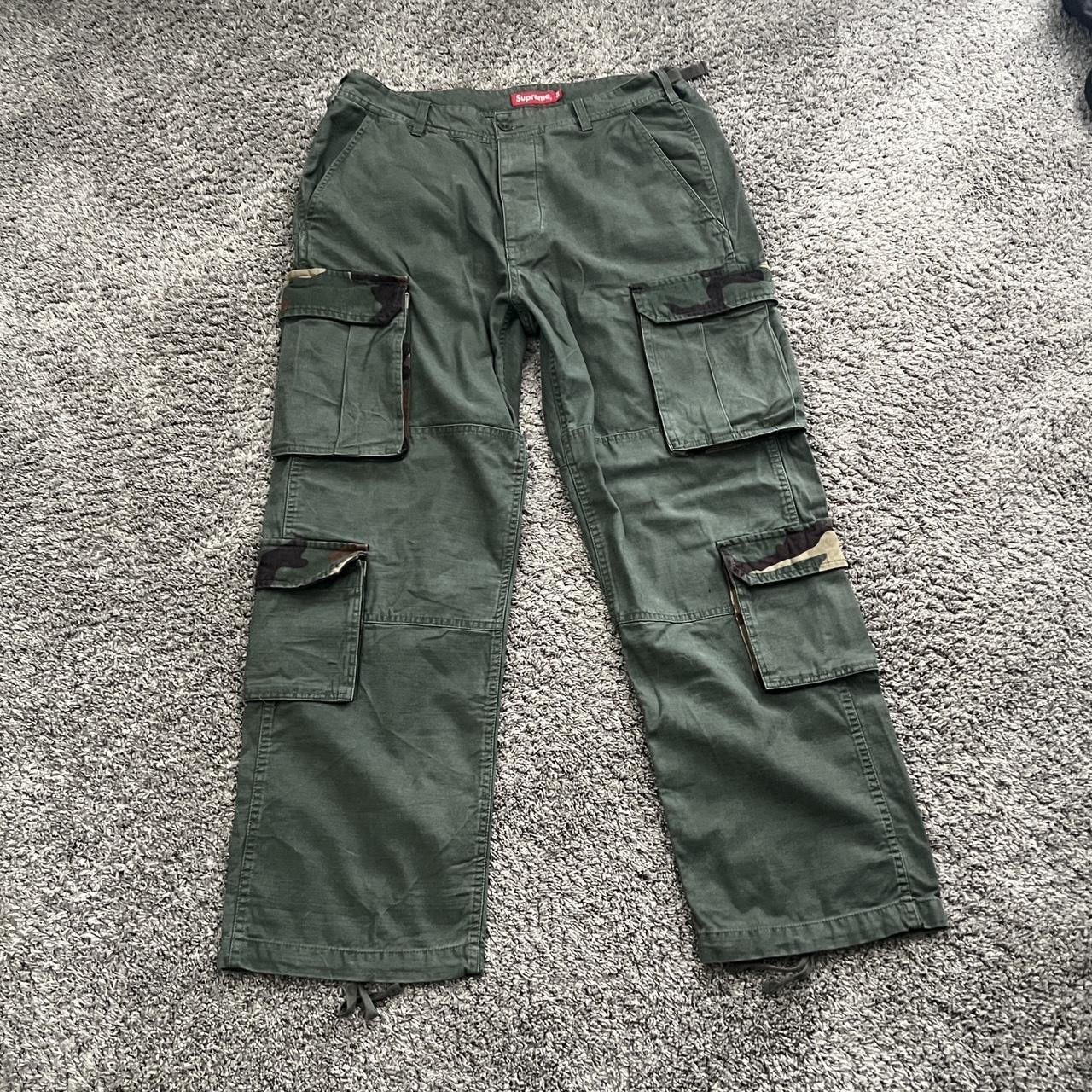 Supreme cargo-pants - Depop