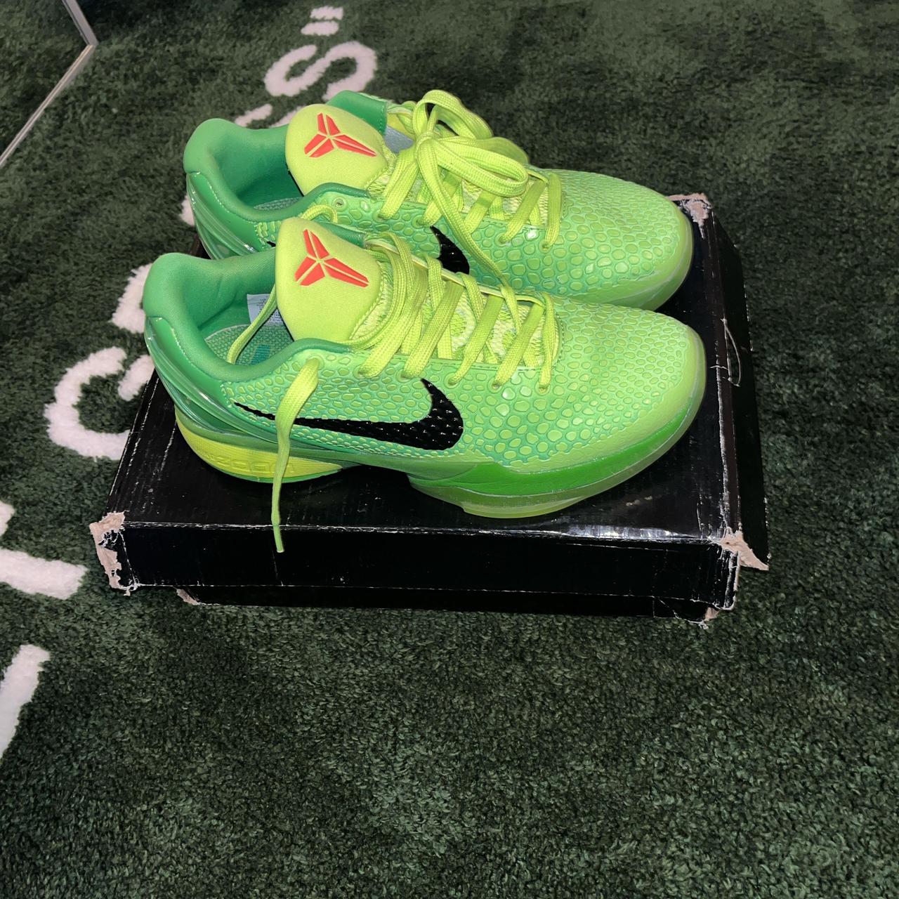 grinches kobe shoes