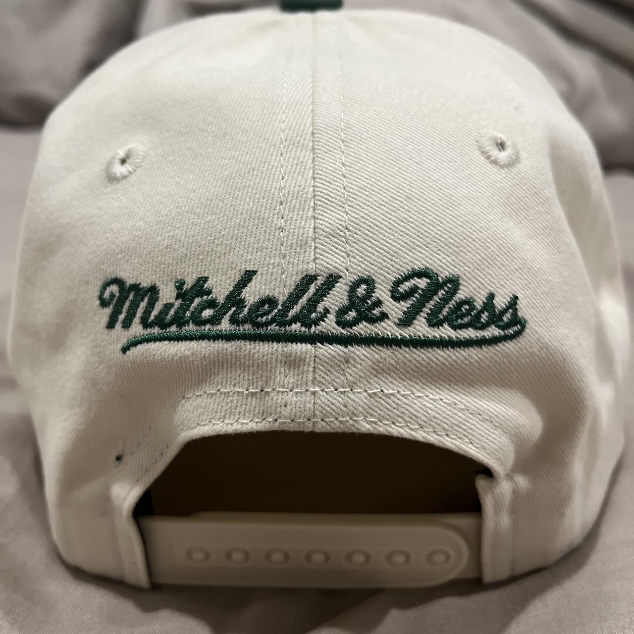 Mitchell & Ness Men's Caps - Cream