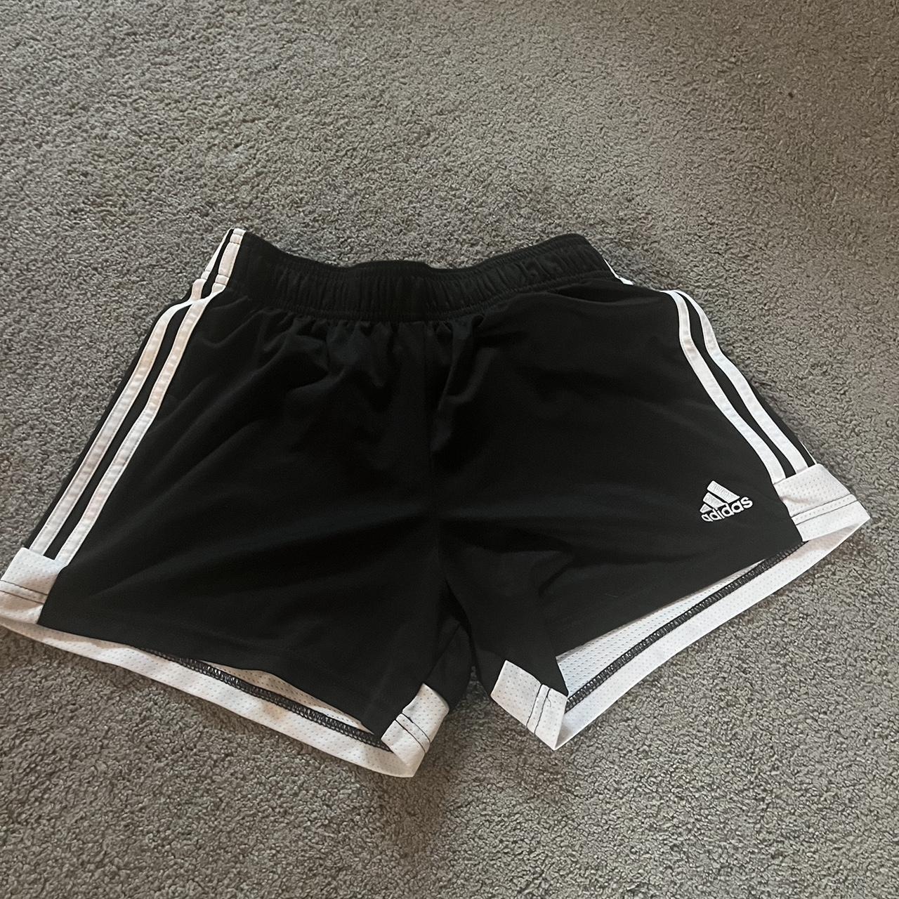 Adidas Workout Shorts Super flattering, booty - Depop