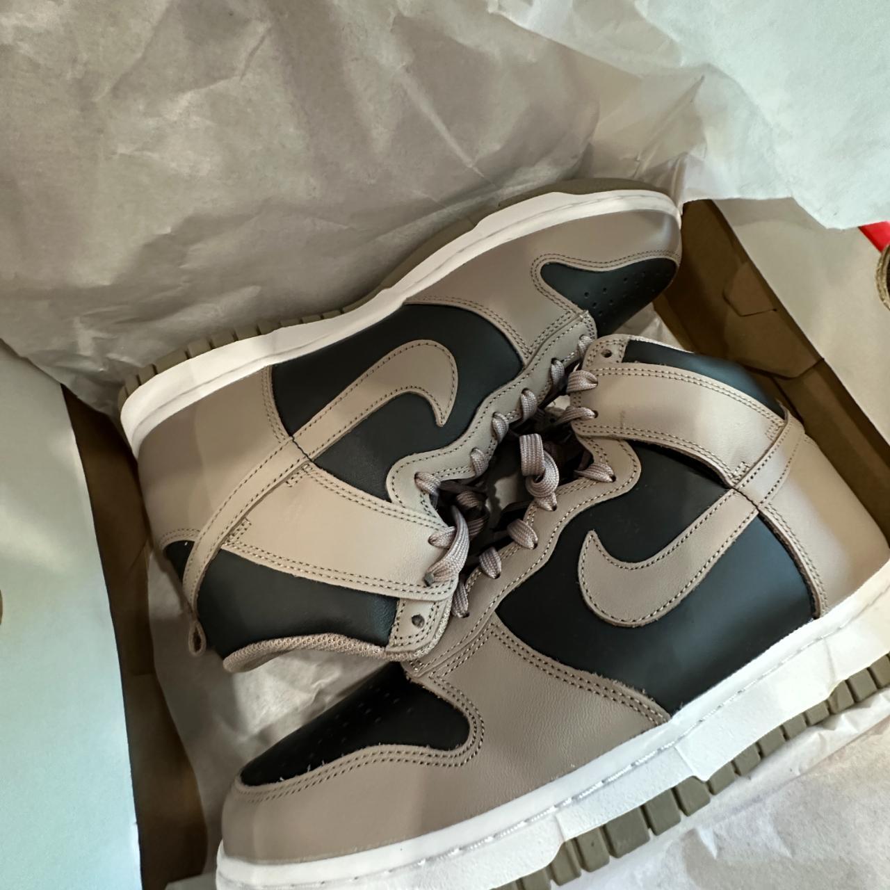 Womens Nike Dunk High - DD1869 002 - Black Moon Fossil Black