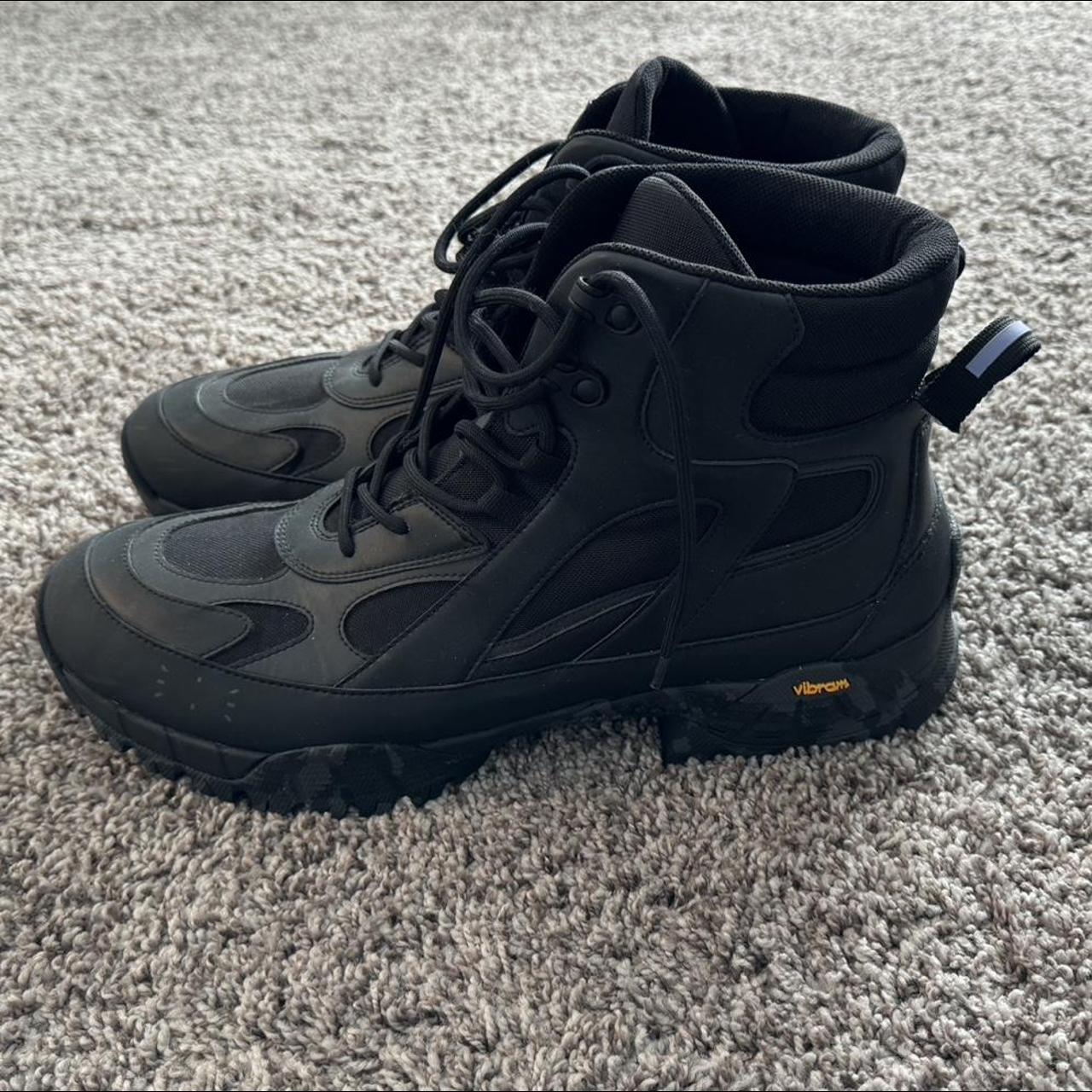 Mcq boots outlet