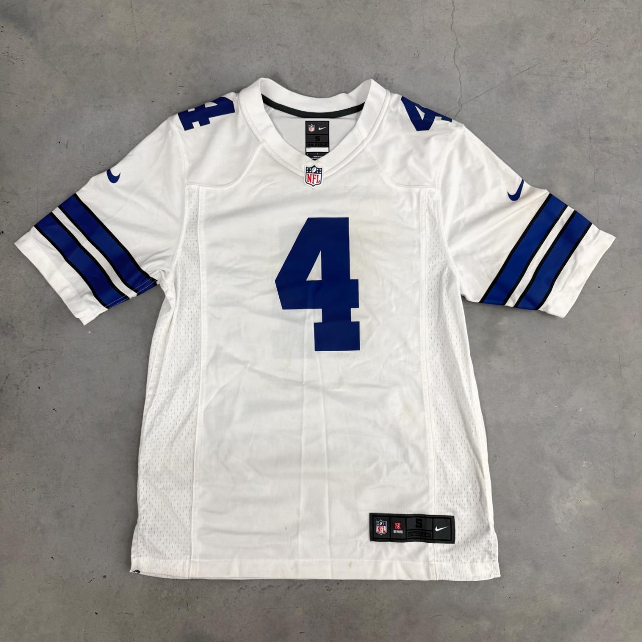 item listed by justflowwthreads