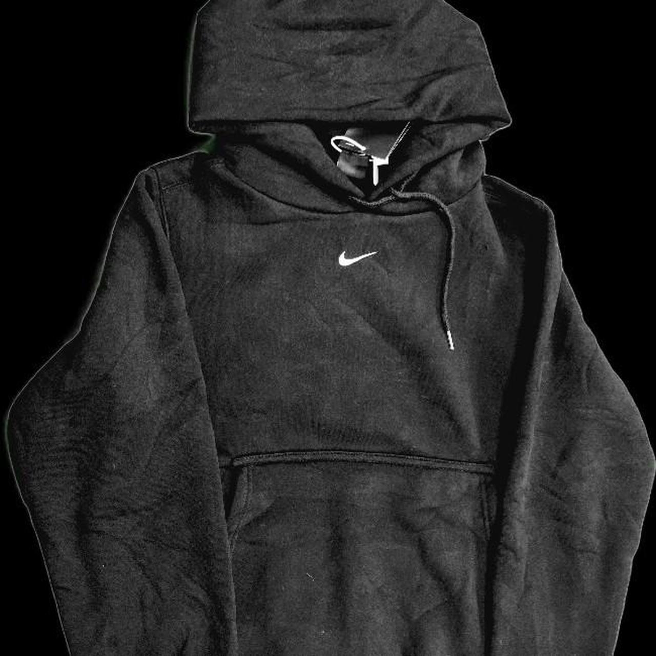 Nike hoodie logo outlet middle