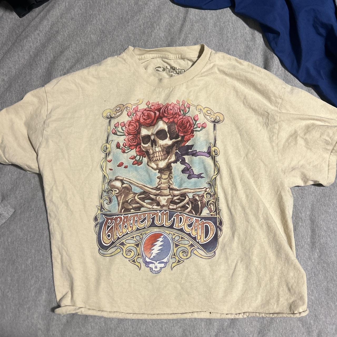 Liquid Blue Grateful Dead Tee Sized XL but cropped... - Depop