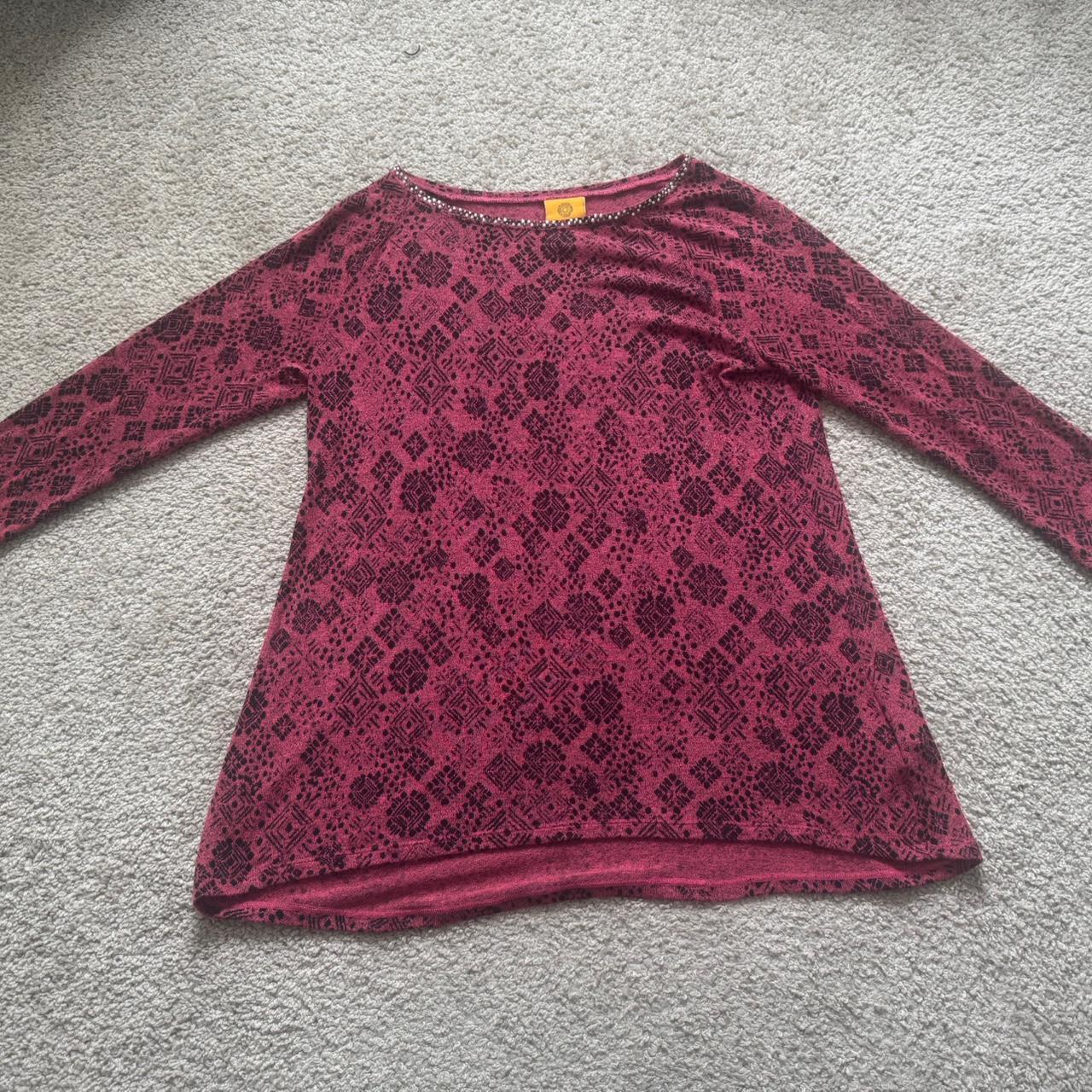item listed by eleganttrap