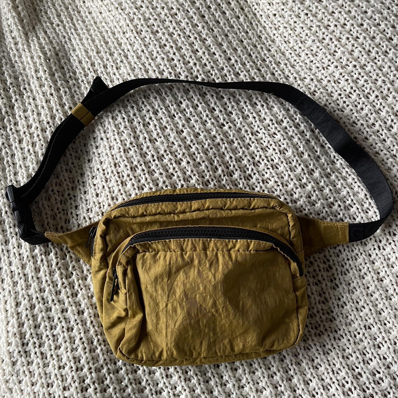 Baggu fanny pack online camel