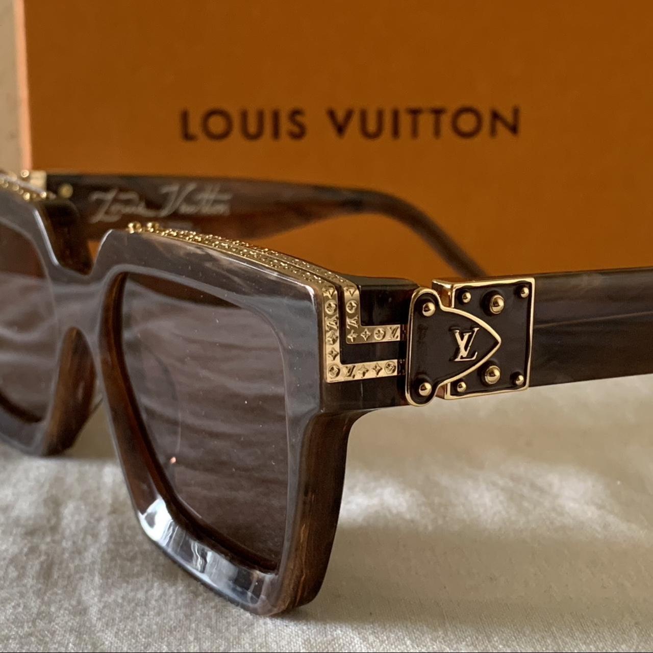 New Louis Vuitton designer sunglasses lv1581 black - Depop