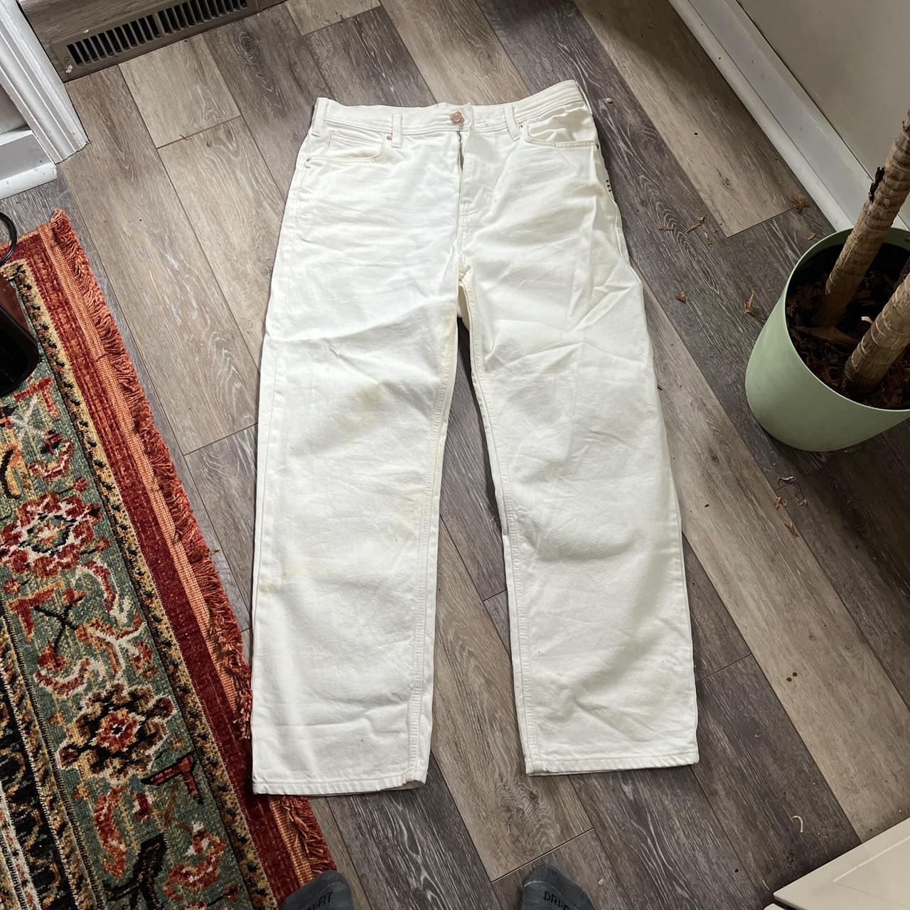 item listed by universalisco