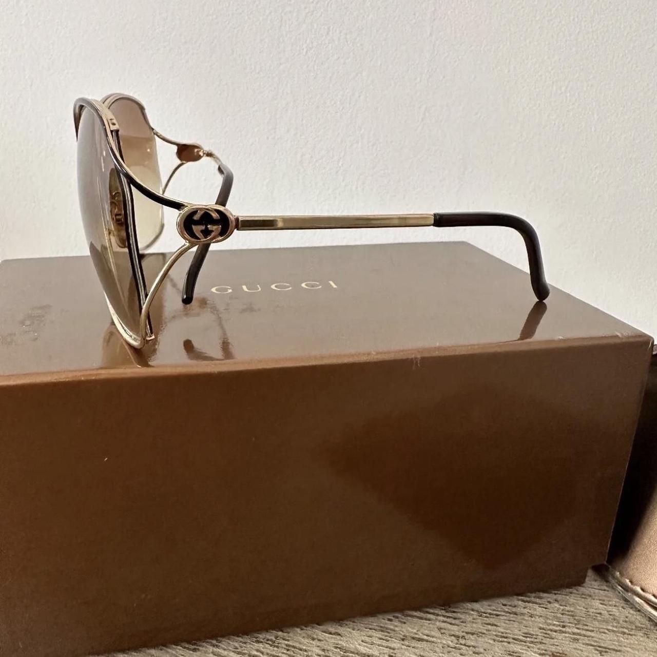 Gucci GG2846/S Women's Oversized YD3DL Gold Metal | Depop