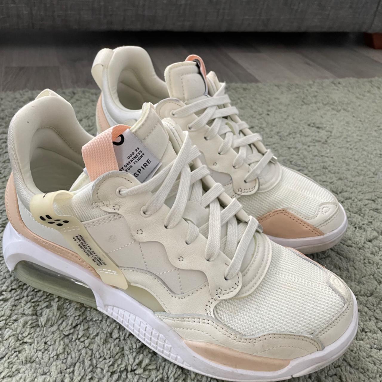 jordan ma2 women's white