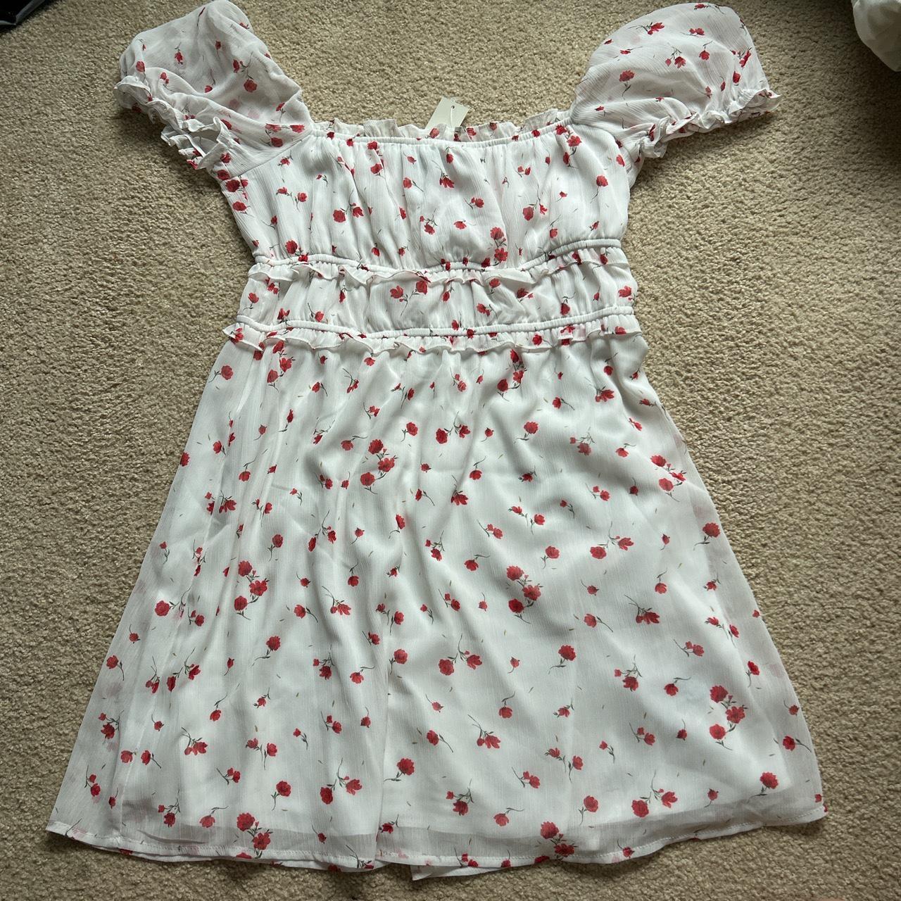 Francesca’s red and white floral dress - size... - Depop