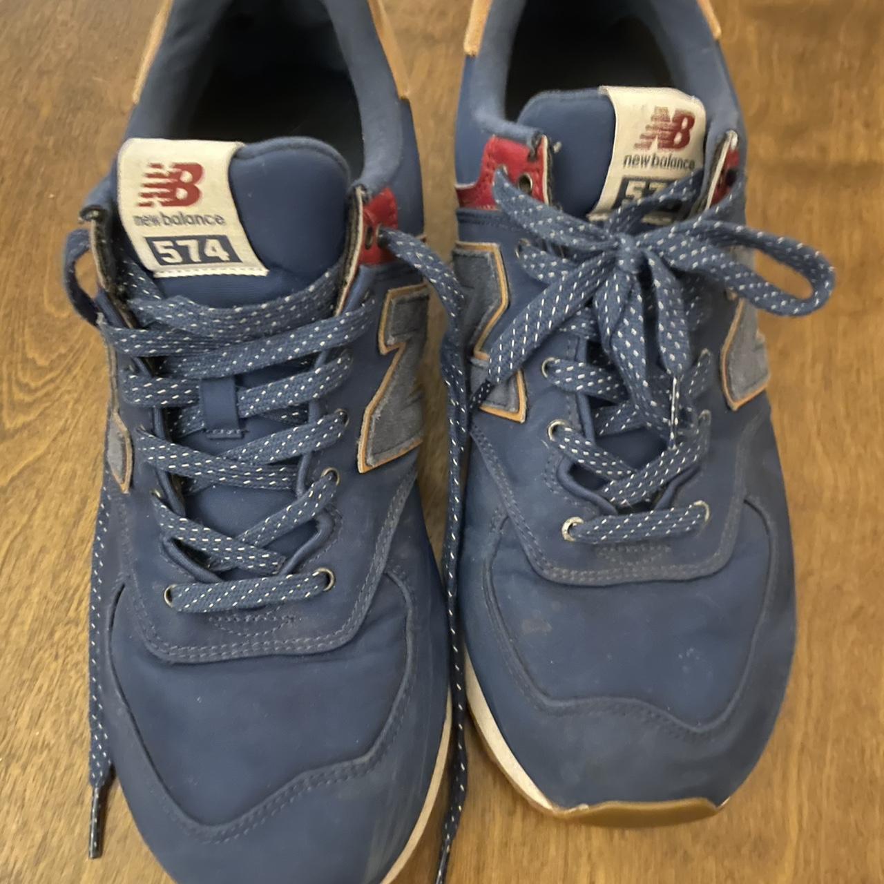 item listed by gotyourfreshfix_threadsnkicks