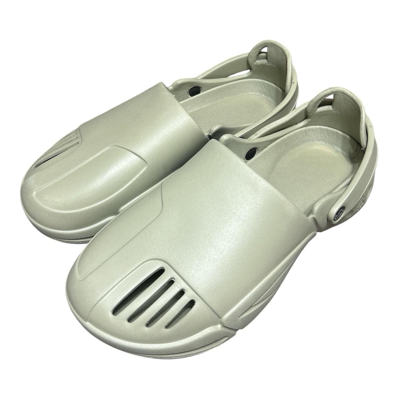 item listed by trinithrifts