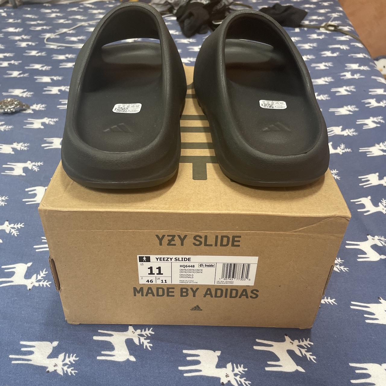 yeezy slides 11