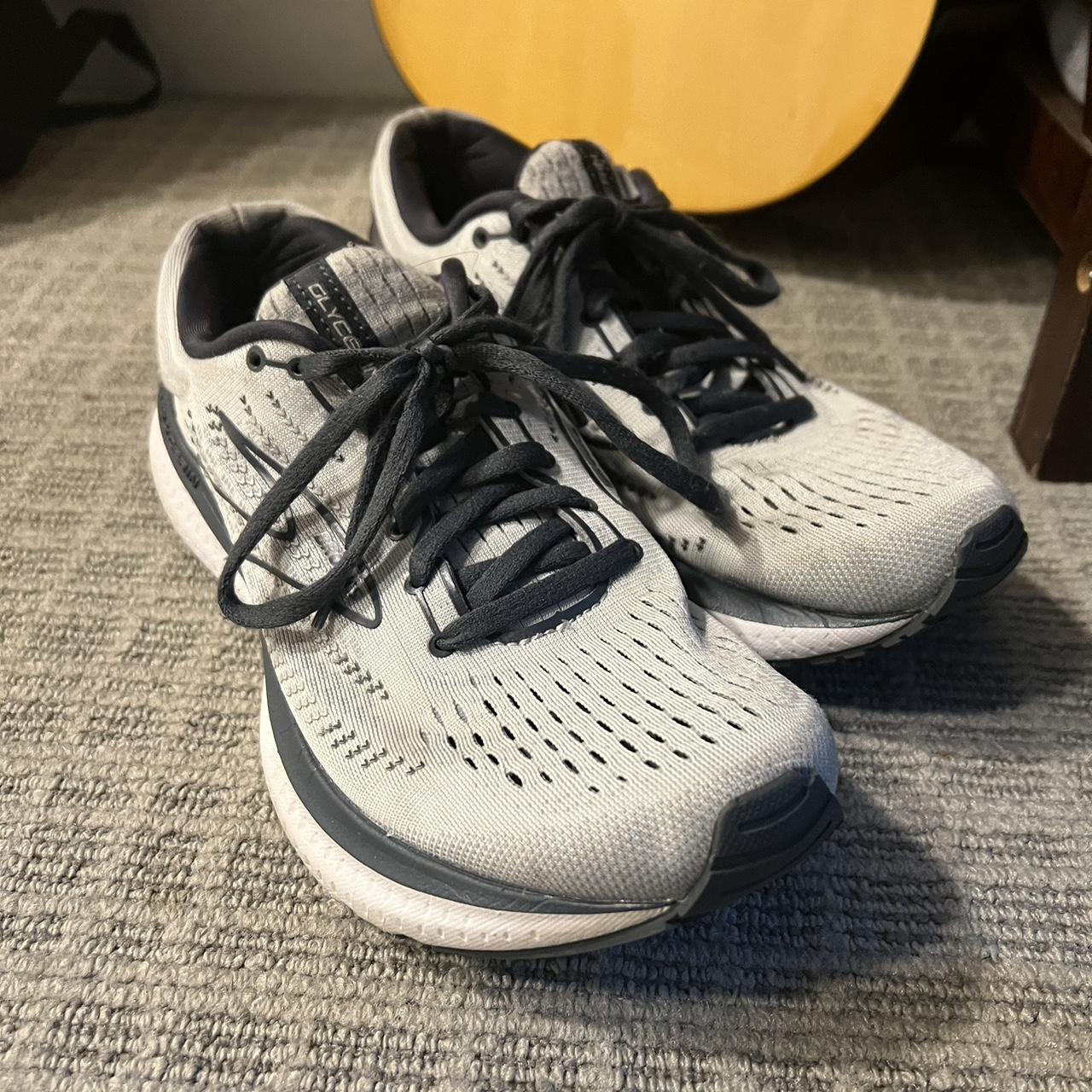 Running shoes Depop